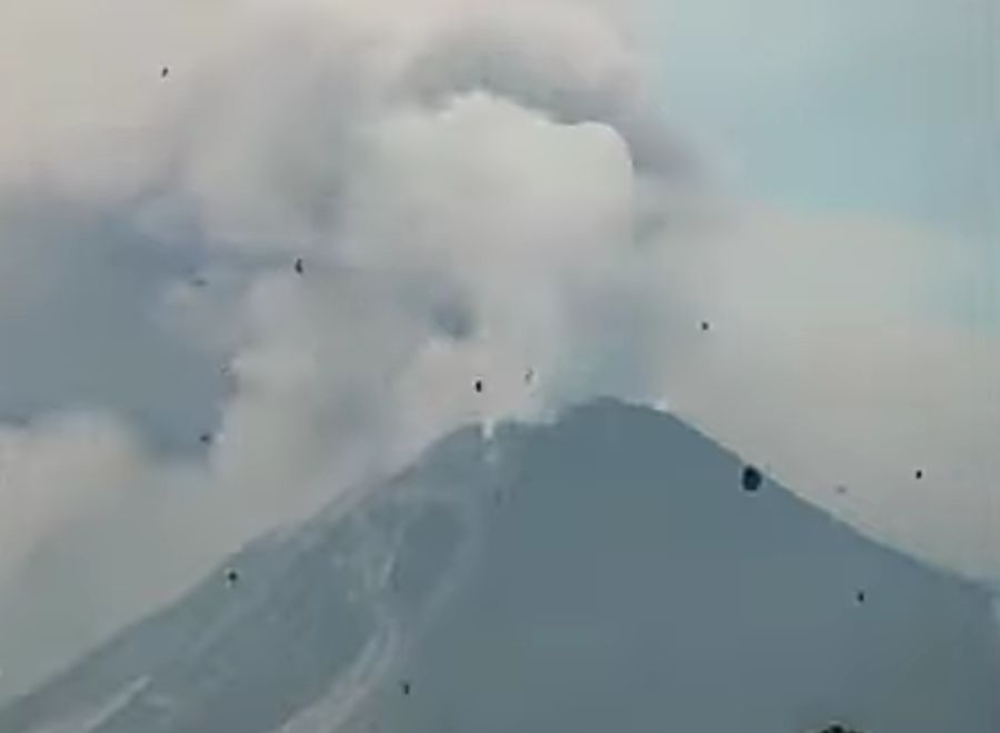 Warga Diminta Waspadai Aktifitas Gunung Gede dan Gunung Sala