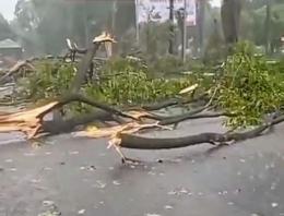 Kejadian Langka Angin Kencang Terjang Perkantoran Bupati Bogor